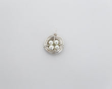 Load image into Gallery viewer, Birds Nest &quot;4 Children&quot; Pendant
